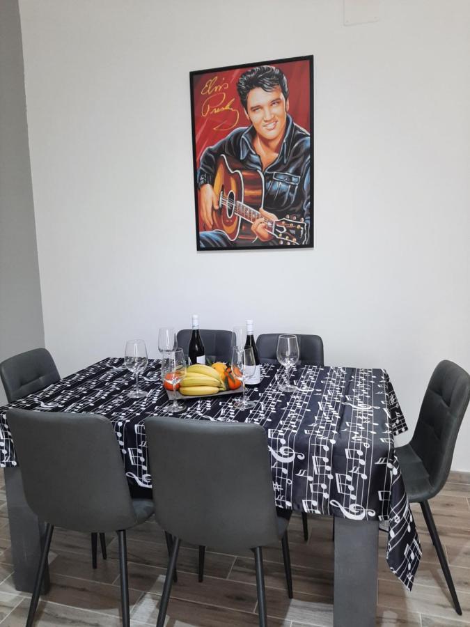 The Home Of Music Stars Katanya Dış mekan fotoğraf